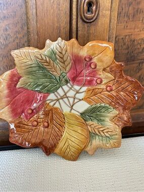 NEW! Fitz and Floyd Colorful Harvest Autumn Leaf 9" Tray Huntington